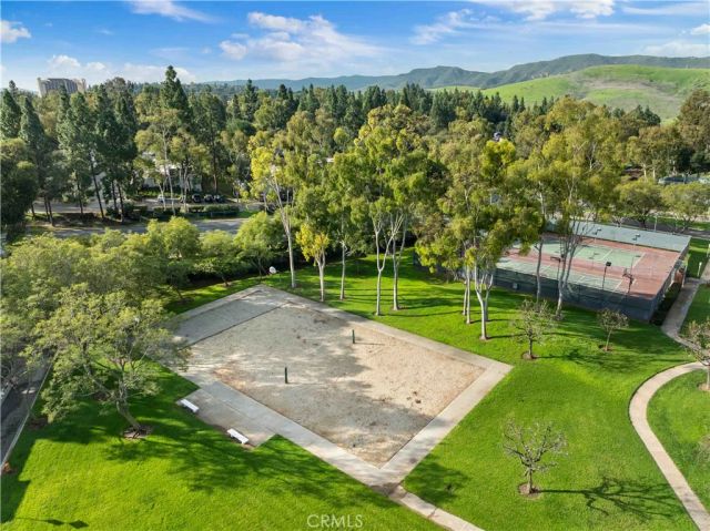 22196 Caminito Zaragoza, Laguna Hills, CA 92653
