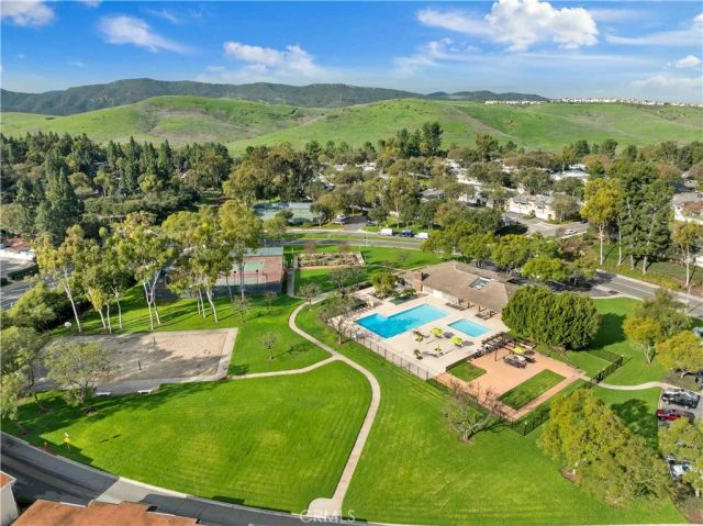 22196 Caminito Zaragoza, Laguna Hills, CA 92653