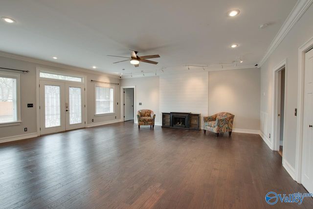 7408 Hickory Hill Lane, Huntsville, AL 35802