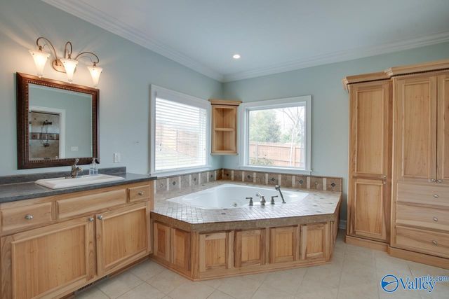 7408 Hickory Hill Lane, Huntsville, AL 35802