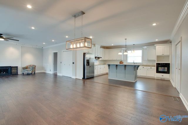 7408 Hickory Hill Lane, Huntsville, AL 35802