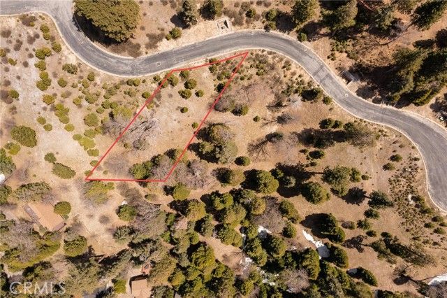 226 Hidden Forest Road, Lake Arrowhead, CA 92352