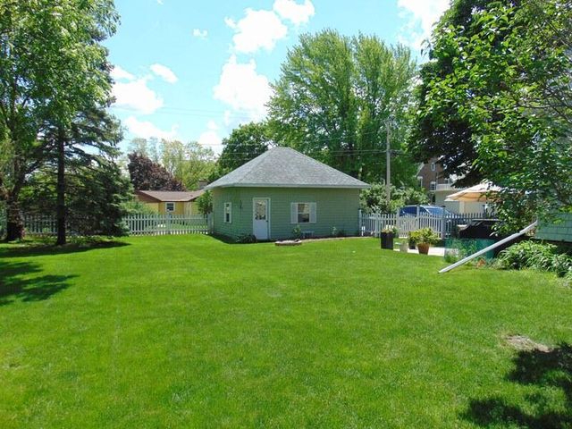 19 Eastman STREET, Plymouth, WI 53073
