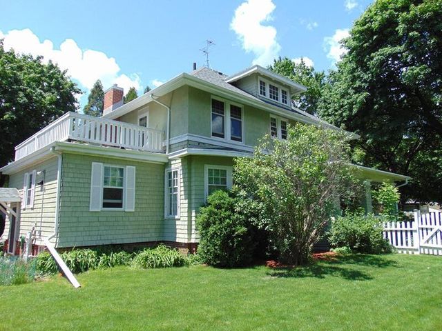 19 Eastman STREET, Plymouth, WI 53073