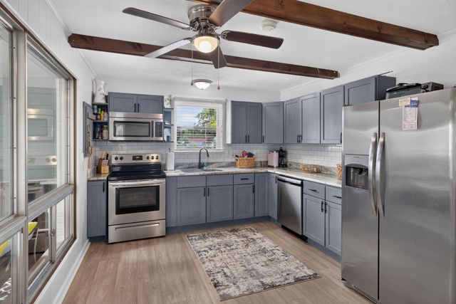 446 Lakeview Road, Harrodsburg, KY 40330