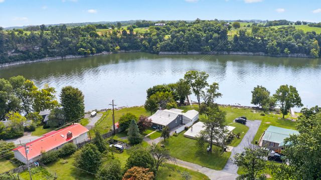 446 Lakeview Road, Harrodsburg, KY 40330