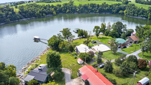 446 Lakeview Road, Harrodsburg, KY 40330