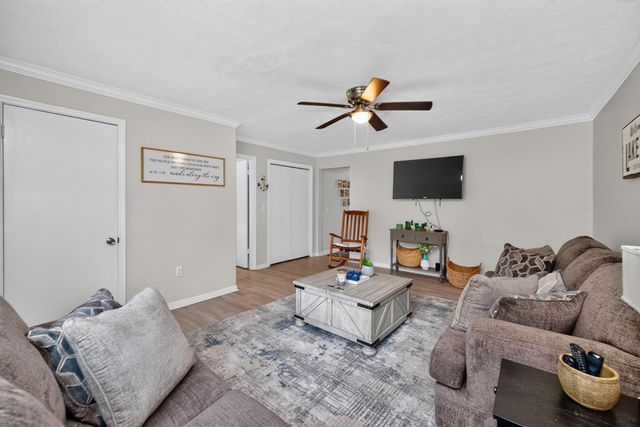 446 Lakeview Road, Harrodsburg, KY 40330