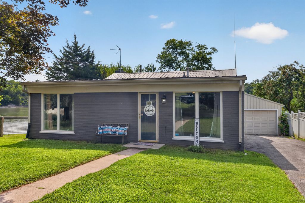 446 Lakeview Road, Harrodsburg, KY 40330