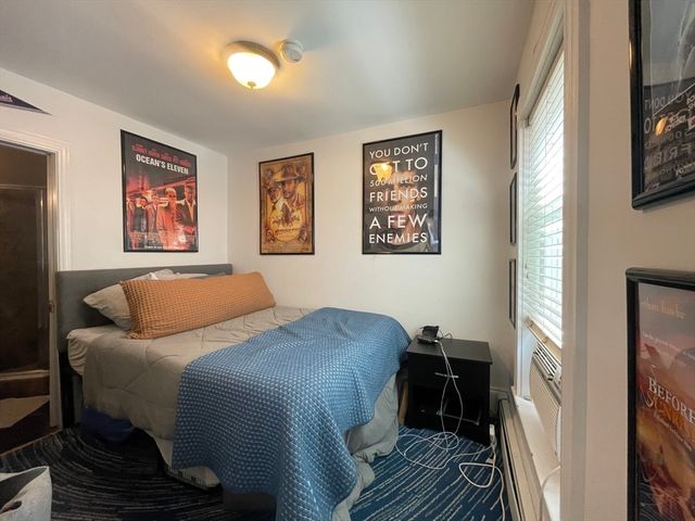 218 Newbury 4RR, Boston, MA 02116