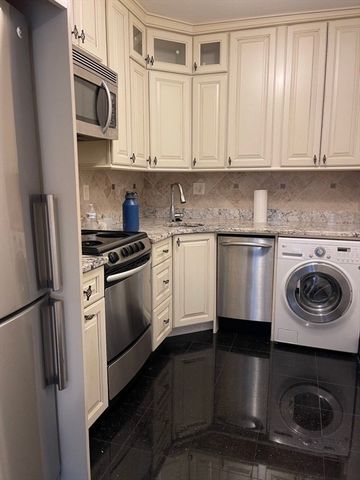 218 Newbury 4RR, Boston, MA 02116