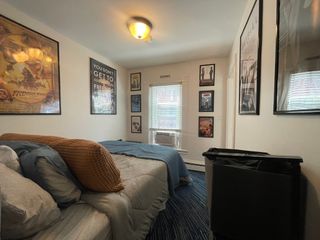 218 Newbury 4RR, Boston, MA 02116