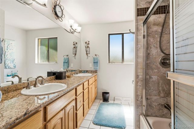 10585 W 69th Place, Arvada, CO 80004