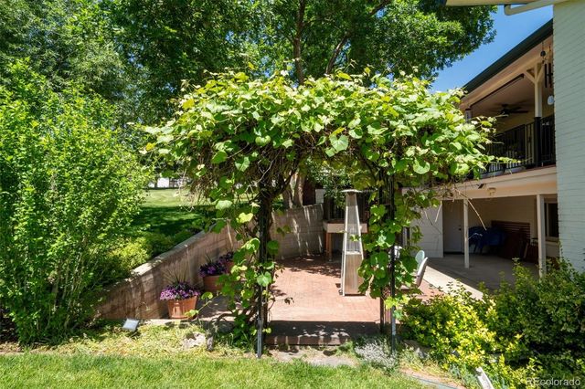 10585 W 69th Place, Arvada, CO 80004