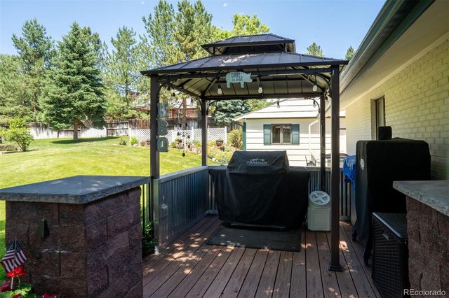 10585 W 69th Place, Arvada, CO 80004
