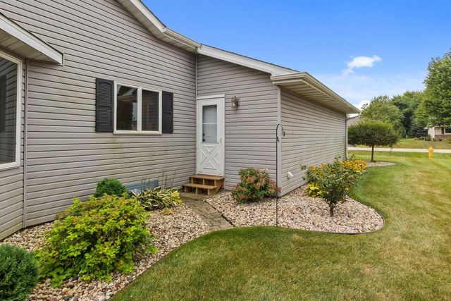 N1226 THRUSH DRIVE, Greenville, WI 54942