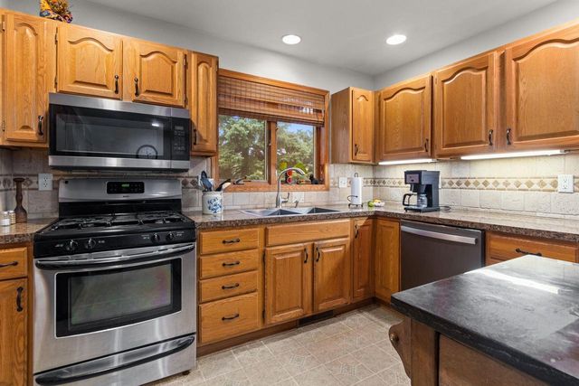 N1226 THRUSH DRIVE, Greenville, WI 54942