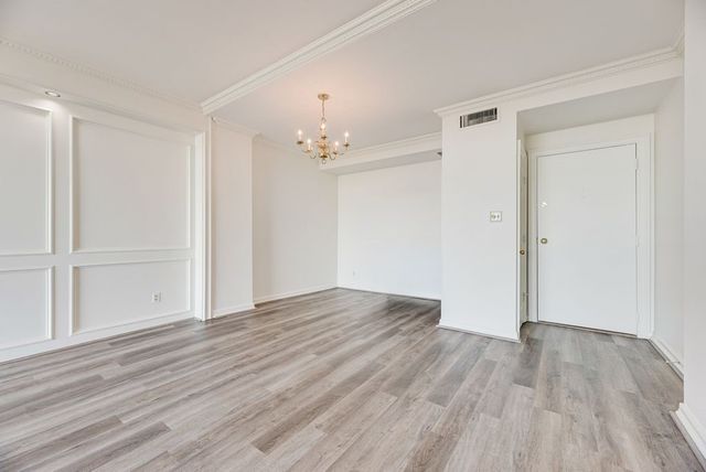 5200 Keller Springs Road 537, Dallas, TX 75248