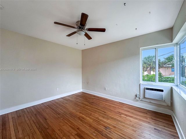 965 Bay Dr 8, Miami Beach, FL 33141