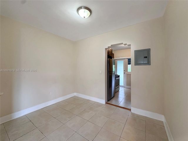 965 Bay Dr 8, Miami Beach, FL 33141
