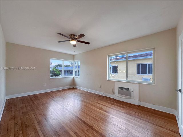 965 Bay Dr 8, Miami Beach, FL 33141