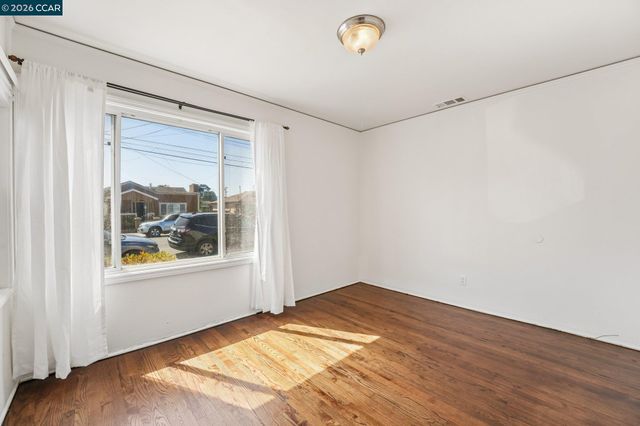 1611 Lincoln Ave, Richmond, CA 94801
