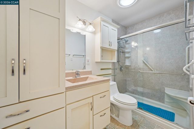 1611 Lincoln Ave, Richmond, CA 94801