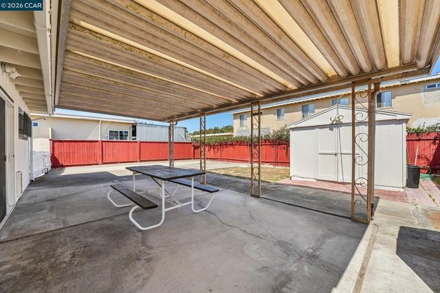 1611 Lincoln Ave, Richmond, CA 94801