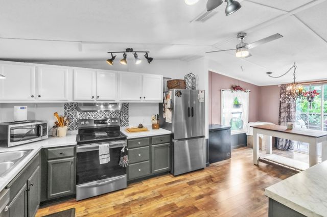193 Penland Road, Inman, SC 29349