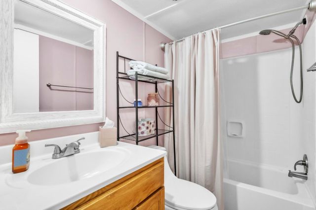 193 Penland Road, Inman, SC 29349