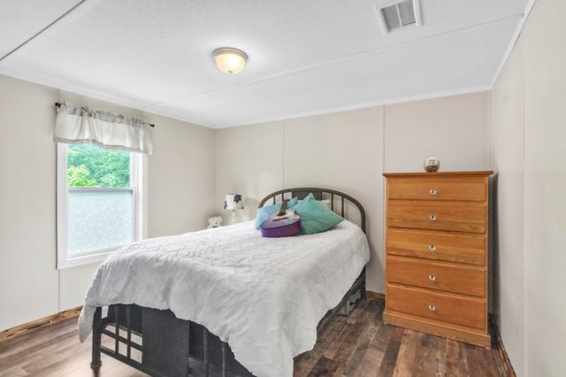193 Penland Road, Inman, SC 29349