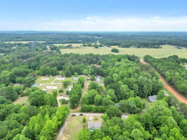 193 Penland Road, Inman, SC 29349