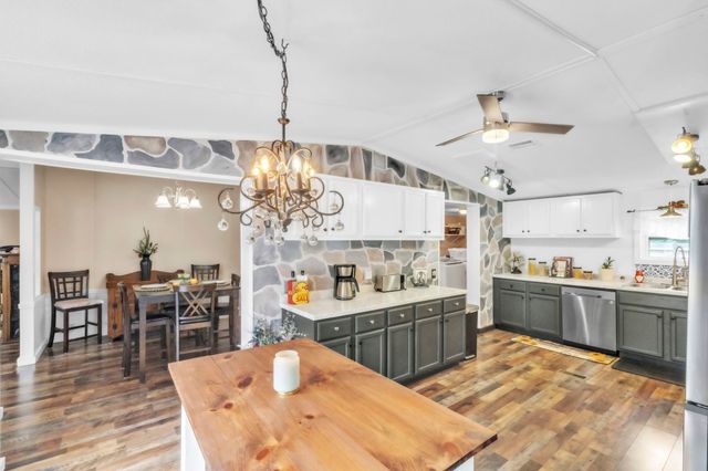 193 Penland Road, Inman, SC 29349