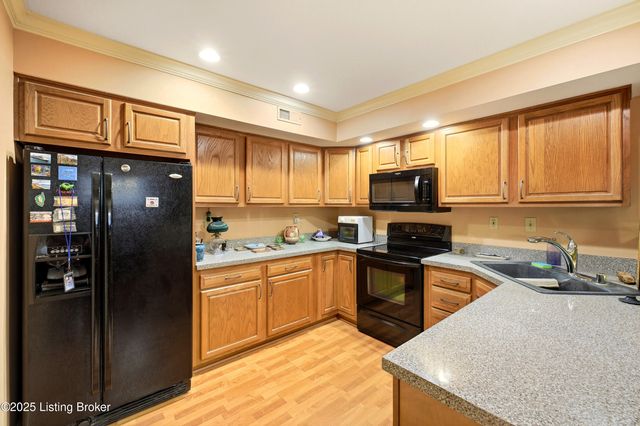 7017 Ridge Run Cir, Prospect, KY 40059