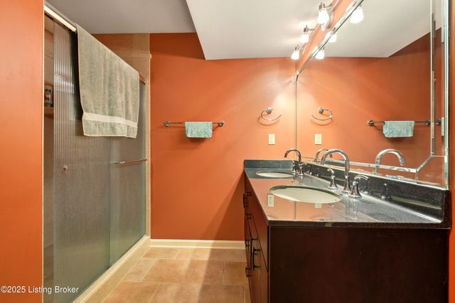 7017 Ridge Run Cir, Prospect, KY 40059