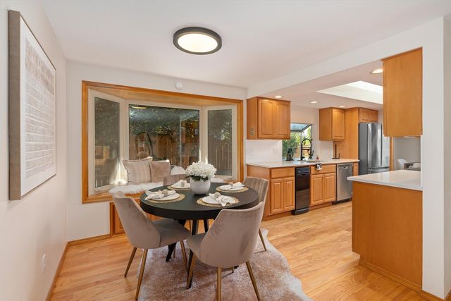 15010 SE 46th Way, Bellevue, WA 98006