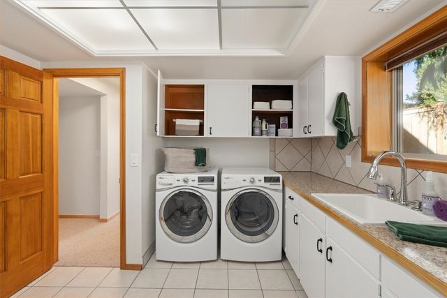 15010 SE 46th Way, Bellevue, WA 98006