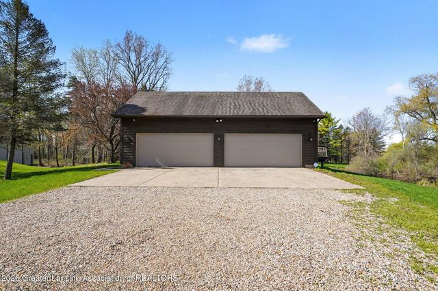 610 Barry Road, Haslett, MI 48840
