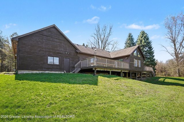 610 Barry Road, Haslett, MI 48840