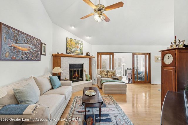 610 Barry Road, Haslett, MI 48840
