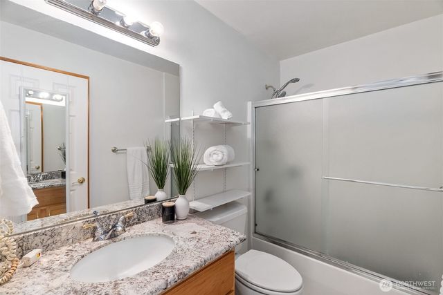 3033 Amhurst Street SE, Olympia, WA 98501