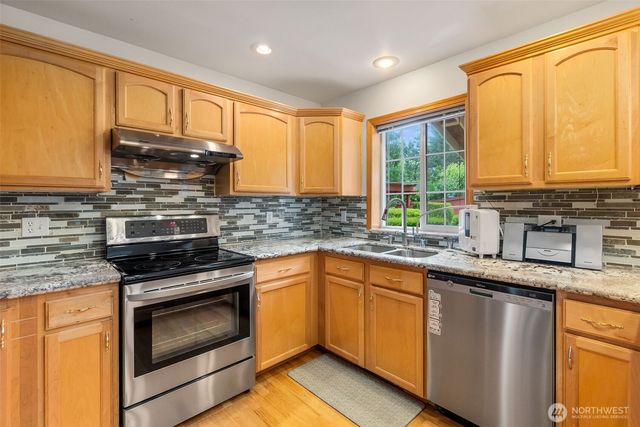 3033 Amhurst Street SE, Olympia, WA 98501