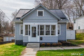 60 Graveline Avenue, Meriden, CT 06451