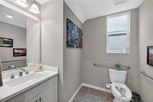 821 Brickyard, Costa Mesa, CA 92627