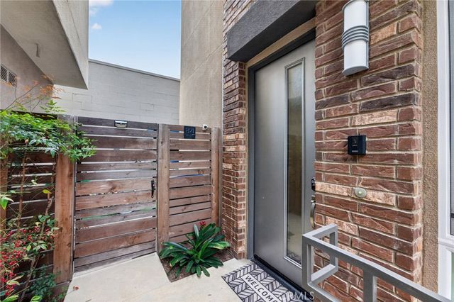821 Brickyard, Costa Mesa, CA 92627