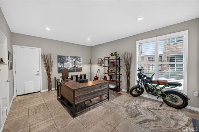 821 Brickyard, Costa Mesa, CA 92627
