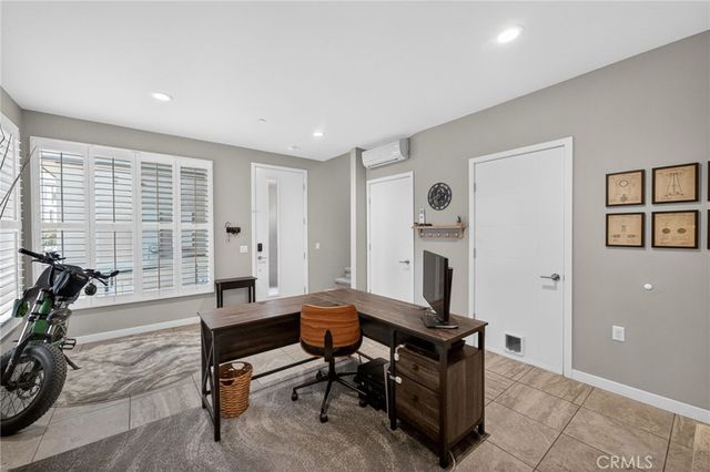 821 Brickyard, Costa Mesa, CA 92627