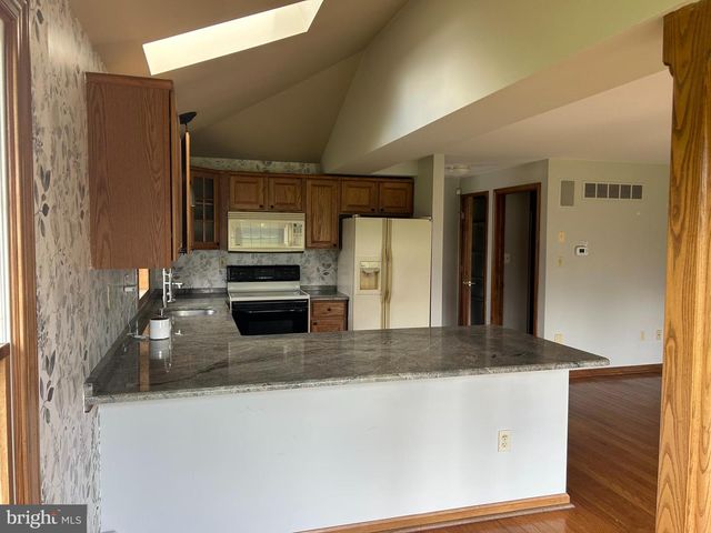 436 PINEVILLE RD, Newtown, PA 18940