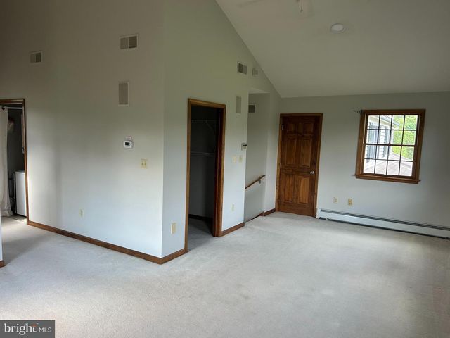 436 PINEVILLE RD, Newtown, PA 18940