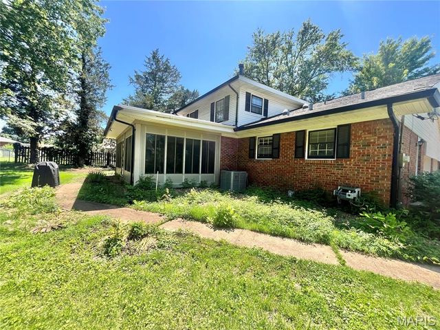 4950 Lemay Ferry Road, St Louis, MO 63129